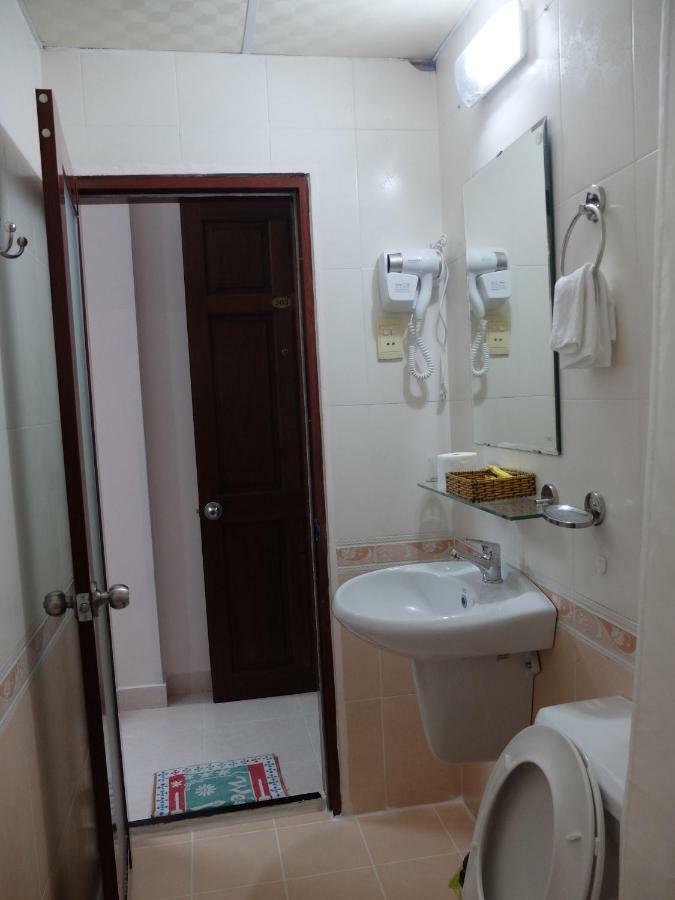 Ngoc Linh Hotel Хошимин Экстерьер фото
